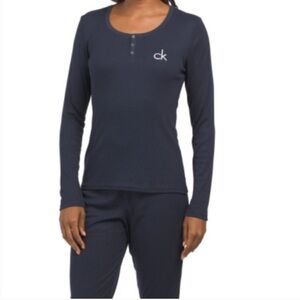 Calvin Klein longsleeve T-shirt and pants set